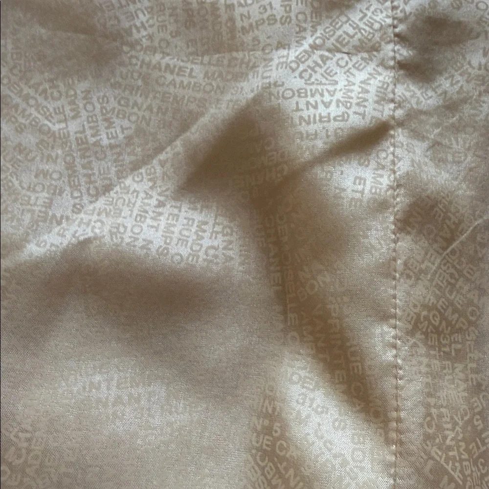 Vintage CHANEL tweed  Maxi Skirt in pastel pink size 38 pristine condition